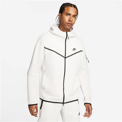 weißer nike tech anzug|nike tech fleece bekleidung.